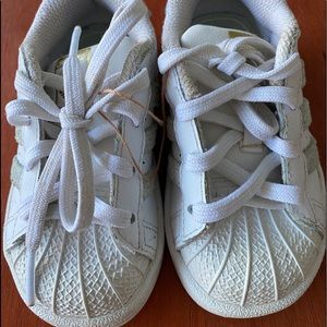 Final Deal! Adidas tennis shoes toddler